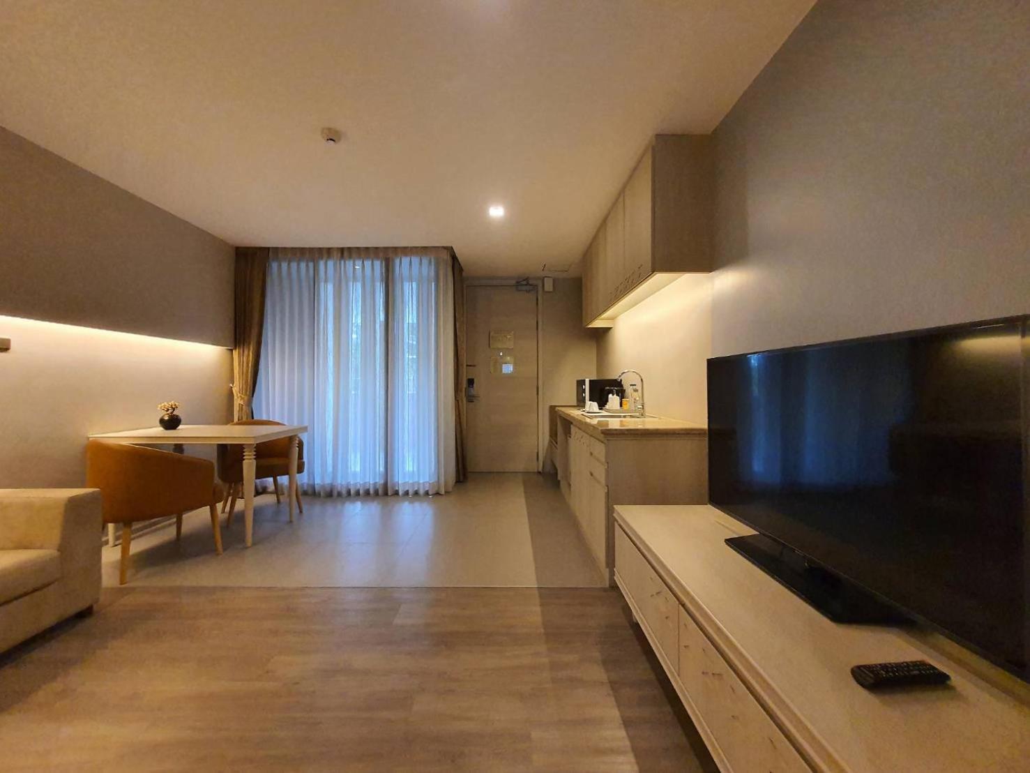 Hotel Ana Park 4*